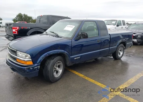 1999 Chevrolet S-10 Ls из США, поврежденный, VIN 1GCCS19XXX8199082